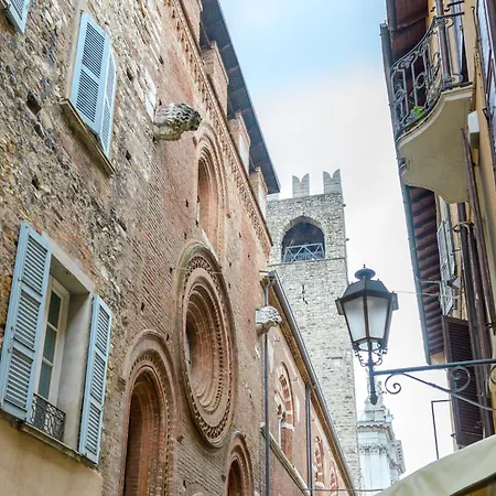 Vittoria Apt Luxury E Design In Duomo דירה