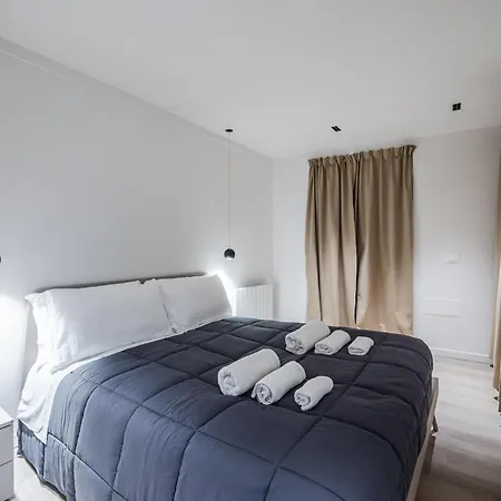 דירה Vittoria Apt Luxury E Design In Duomo ברשה